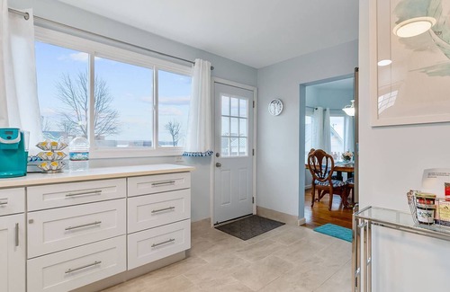 Algonac House | Large waterfront 3 bedroom beautiful home.