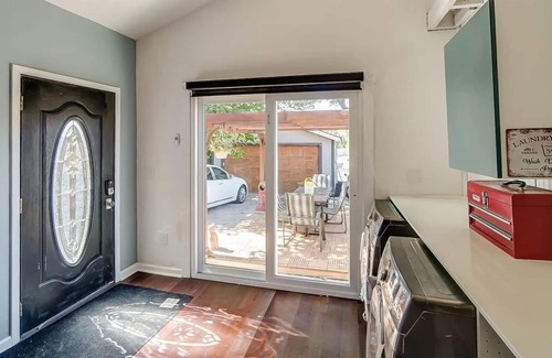 CUF Apartment | Large West End Beauty with 4 beds and 5 baths with a large kitchen and off street parking.