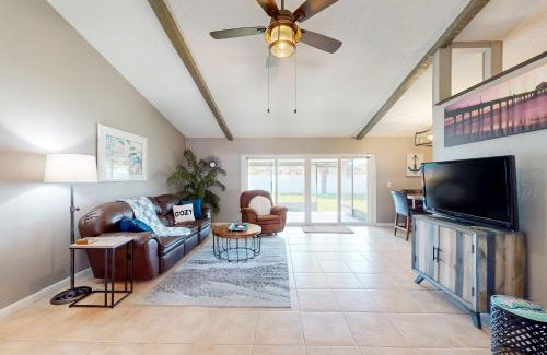 Largo House | Largo Beach Retreat