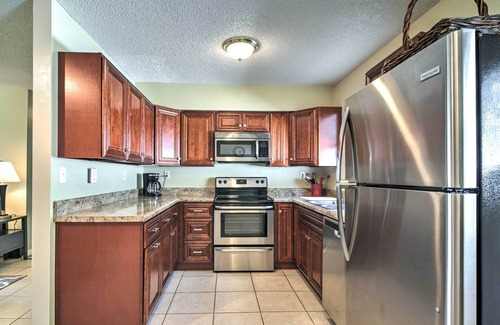 Largo House | Largo Townhome - 10 Mins. to Indian Rocks Beach!