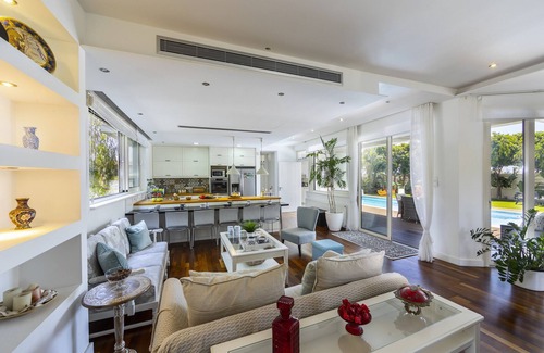 Kiti Villa | Larnaca Villa Marisol