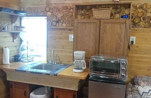 Athens Cabin | Larry's Cabin on a Koi Pond