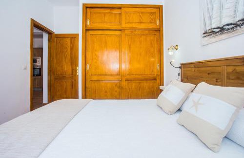 Caleta de Caballo House | Las Caracolas