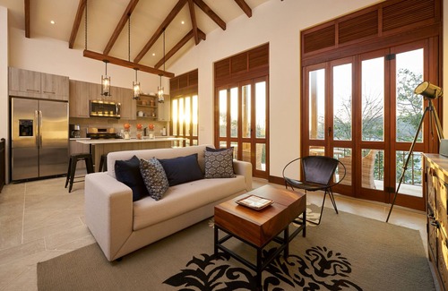 Las Catalinas Villa | Las Catalinas - Beachfront GUESTHOUSE for 6 people: Alouatta Guesthouse