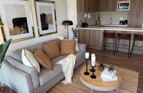 Apoquindo Apartment | Las Condes premium, 100% mountain range view