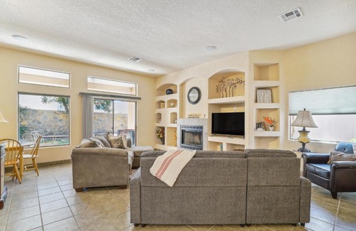 Las Cruces House | Las Cruces Vacation Rental Near Trails and Golf!