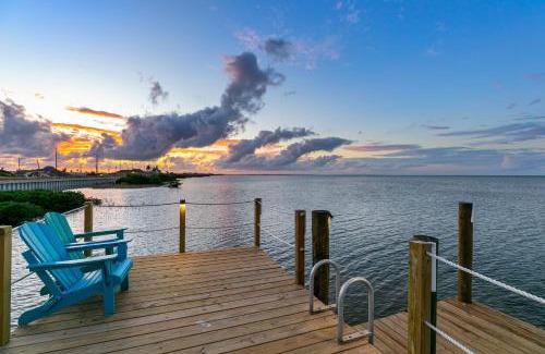 Port Isabel House | Las Joyas Bayview Home