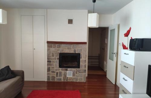 Abena Apartment | Las Margas Golf + Pirineo Aragonés