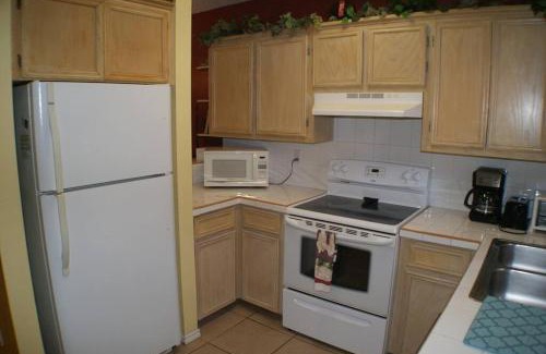 South Padre Island Apartment | Las Palmas 8 Close to entertainment district, beach access
