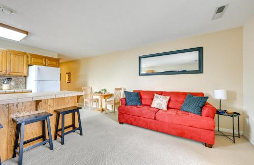 St. George Apartment | Las Palmas Condo with Pool Access in St George!