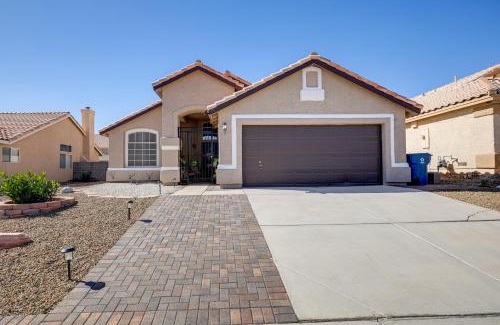 Spring Valley House | Las Vegas Home with Covered Patio about 5 Mi to Strip!