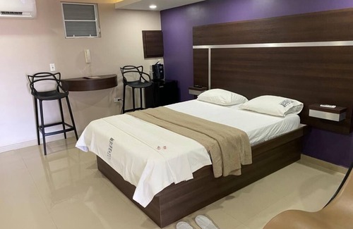 Santa Isabel House | Las Vegas Hotel, Queen Suite Deluxe