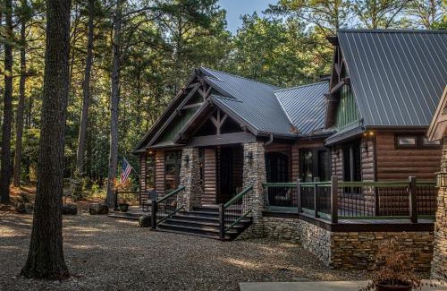 Broken Bow House | Lasso The Moon