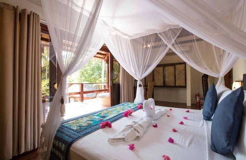 El Nido Bed & Breakfast | Last Frontier Beach Resort - Adults Only