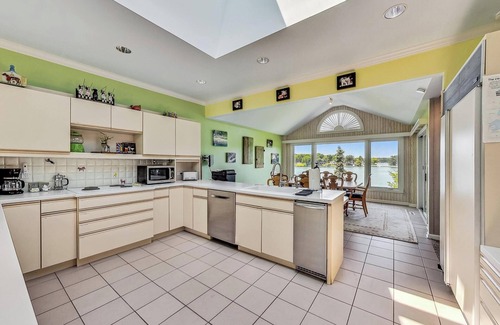 Lauderdale Lakes House | Lauderdale Lakefront Home, Sleeps 10