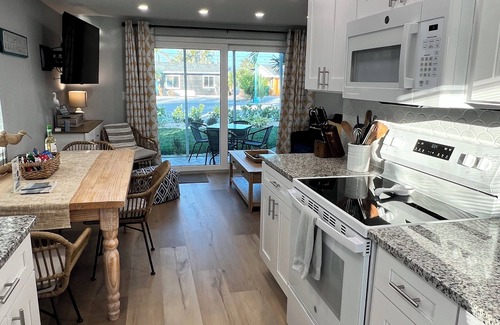 Englewood Cottage | Laughing Gull at Shorebirds 3min walk to beach Sunsets! Kayaks Bikes and More!