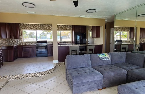 Titusville House | Launch Junction - waterfront house in Titusville with rocket launches view