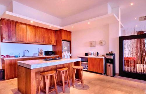 Keramas Villa | Laura 2 BR Beachfront Villa JU29