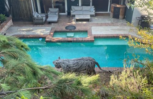 Studio City House | Laurel Canyon Sanctuary with Pool and Spa