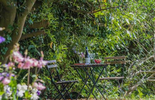 Little Malvern House | Laurel Cottage - The Retreat