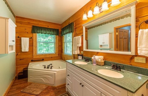 Luray Cabin | Laurel Hill Cabin