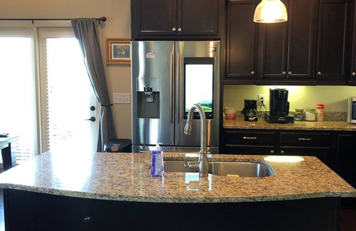 Golden Grove House | Laurels Walnut Cove
