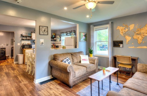Gary House | Laurna Dune