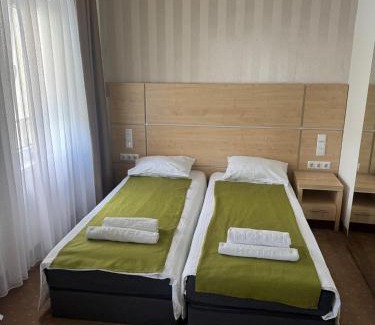 Zivinice Hotel | Laurus Motel Airport Tuzla
