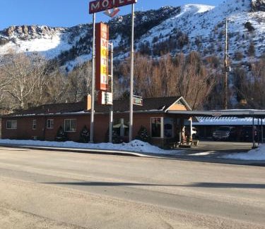 Lava Hot Springs Hotel | Lava Spa Motel & RV