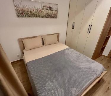 Dobra Voda Apartment | Lavender Apartment - Close to the Beach - Private Garage Parking