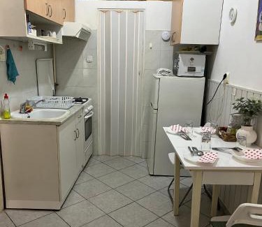 Istvanmezo Apartment | Lavender Apartment near Puskás stádium & Heroes' square