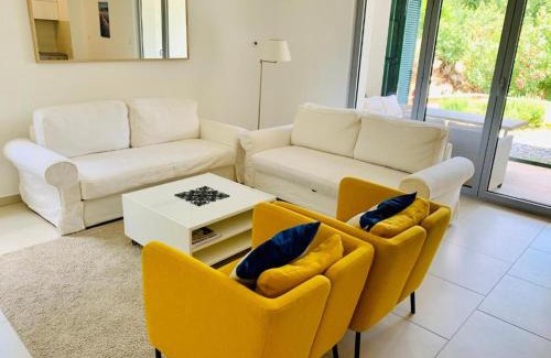 Donji Morinj Apartment | Lavender Bay Apartment B15
