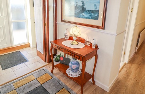 Cametringane Cottage | LAVENDER COTTAGE, family friendly in Castletownbere, County Cork