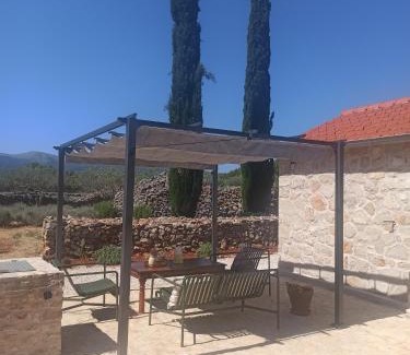 Cove Basina (Jelsa) House | Lavender Dreams Cottage Hvar