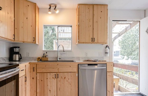 Gibsons House | Lavender Lodge