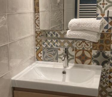 Pernik Apartment | Lavender Suite