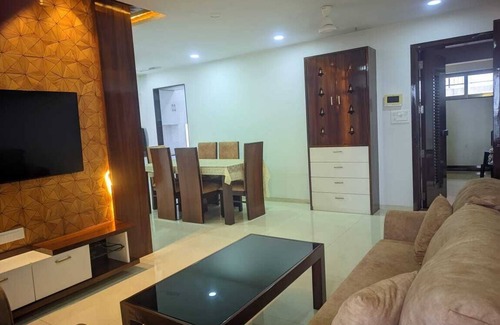Malad West Apartment | Lavish and cozy, 2-bedroom apartment in Malad West, opposite Infinity 2 mall.