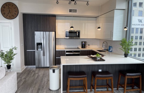 Lenox Apartment | Lavish high-rise penthouse