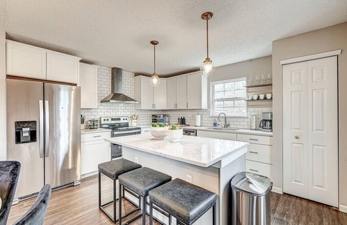 Noblesville House | Lavish HUGE Noblesville/Carmel adjacent home!