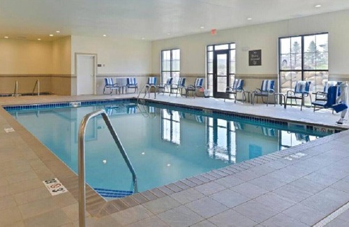Rochester House | Lavish King Experience! Indoor Pool W/ Hot Tub
