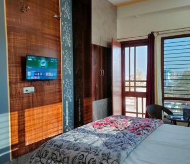 Dehradun House | Laxmi Jawahar Homestay