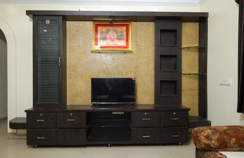 Shirdi Apartment | Laxminarayan service apartment