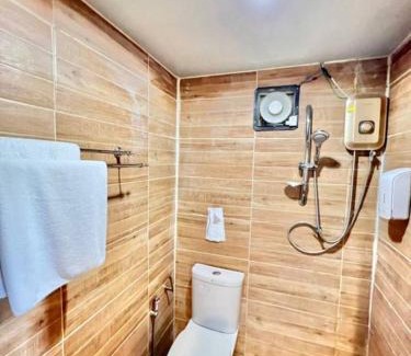 Nong Thale Ski Chalet | Lay Back Villa Wooden House AC Hot shower High Speed Internet