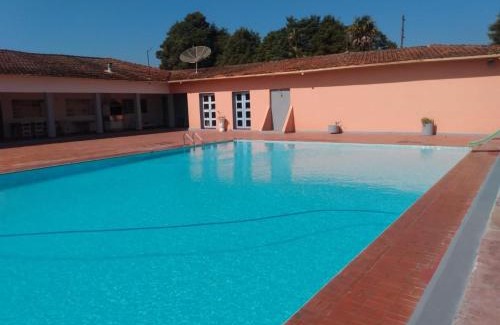 Mairinque House | Lazer Campo Piscina 07 qts 4wc km.68 C.Branco