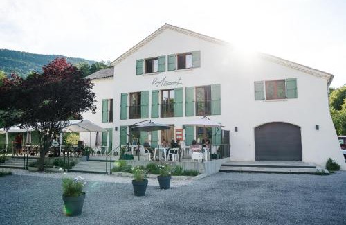 Senez Hotel | L’AZIMUT