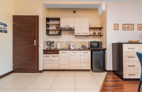 Sztutowo Apartment | Lazurowy Królewski Sen byGrandApartments