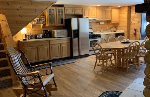 East Burke Cabin | Lazy Bear Cabin