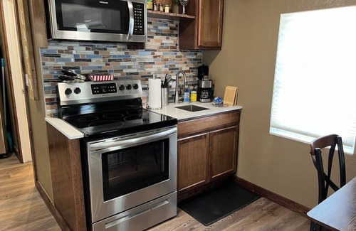 Medicine Park House | Lazy Bear Cobblestone - Pet friendly w/pet fee
