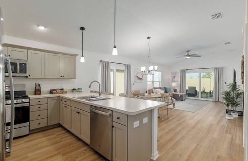 Sumter County House | Lazy Day Getaway*New Const*2bd/2ba*Pet Friendly