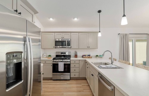 Sumter County House | Lazy Day Getaway*New Const*2bd/2ba*Pet Friendly